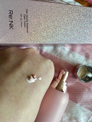 리엔케이 핑크 볼륨 래디언스 컬러크림 에디션 — 5점을 준 리뷰어가 2022년 12월 올린 사용 사진