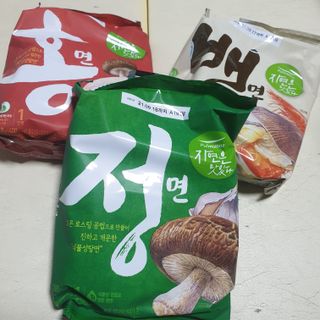 [풀무원] 자연은맛있다 정면, 백면, 홍면  세트 — 5점을 준 리뷰어가 2021년 4월 올린 사용 사진