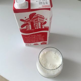 락티노브 프랑스에서 온 프리미엄 우유 래드바쉬 멸균우유 1L x 4개 — 5점을 준 리뷰어가 2022년 4월 올린 사용 사진