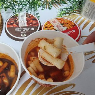 추억의 국민학교 떡볶이 국떡 컵볶이 선물박스 — 3.5점을 준 리뷰어가 2022년 1월 올린 사용 사진