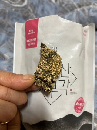 오봉산꽃부각 [만나식품] 오봉산 꽃부각 3가지 맛(오리지널, 새우맛, 매운고추맛) — 5점을 준 리뷰어가 2023년 1월 올린 사용 사진