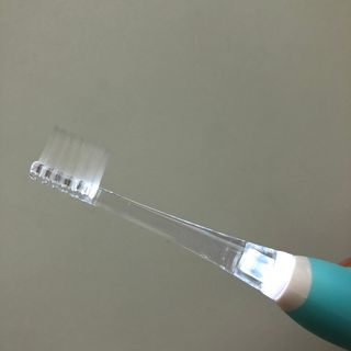 [오라덴스] 99.9 항균 칫솔모_키즈 진동칫솔 2,3단계 중 택 1 — 5점을 준 리뷰어가 2021년 7월 올린 사용 사진