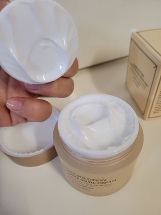 Dr.느루벗 느루벗 링클 솔루션 콘센트레이트 스네일 탄력 달팽이 크림 80g — 5점을 준 리뷰어가 2021년 4월 올린 사용 사진