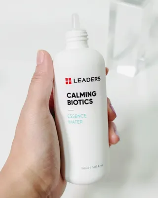 리더스코스메틱 리더스 카밍 바이오틱스 에센스 워터 — 5점을 준 리뷰어가 2021년 8월 올린 사용 사진