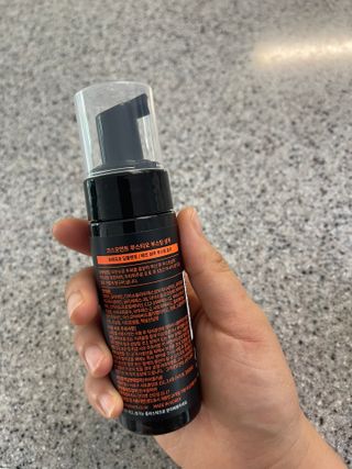코스모먼트 부스티모 부스팅샴푸60ml + 비듬세정 진정샴푸50ml — 5점을 준 리뷰어가 2021년 11월 올린 사용 사진