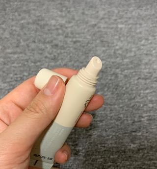 [후르디아] 올리브영 착한보습 비건 립버터 2종 — 5점을 준 리뷰어가 2021년 12월 올린 사용 사진