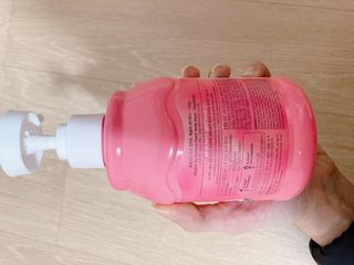 [후르디아] 복숭아 바디워시+바디에센스 세트 — 5점을 준 리뷰어가 2021년 2월 올린 사용 사진