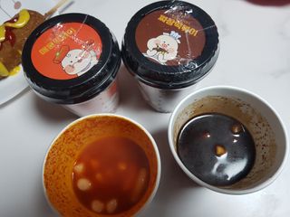 유비쿡 컵떡볶이 매운컵떡볶이2개/ 짜장컵떡볶이 2개  총 4개세트 — 5점을 준 리뷰어가 2021년 2월 올린 사용 사진