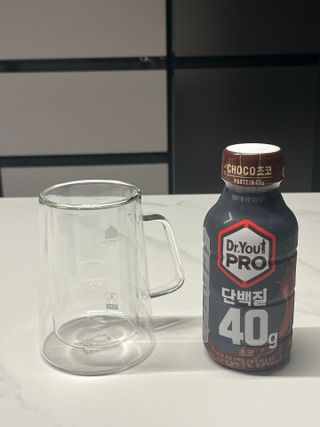 닥터유 프로 단백질 드링크 40g 초코 닥터유 프로 단백질드링크 40g 초코 — 5점을 준 리뷰어가 2024년 9월 올린 사용 사진