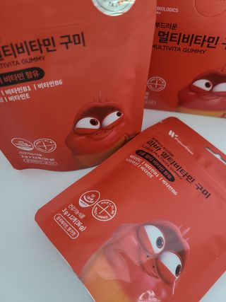 [푸름웰니스] 라바 멀티비타민 구미 36g — 5점을 준 리뷰어가 2022년 2월 올린 사용 사진