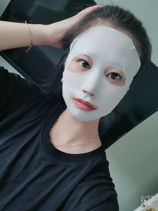 아이디플라코스메틱 페이스핏 플라스터 마스크 _ 리뉴얼 — 3.5점을 준 리뷰어가 2021년 4월 올린 사용 사진