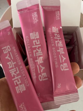 늘20s 콜라겐 부스팅_COLLAGEN BOOSTING — 4점을 준 리뷰어가 2023년 2월 올린 사용 사진