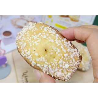 [메종콜리브리] 프랑스 마들렌 메종콜리브리 레몬 마들렌 2팩 — 3점을 준 리뷰어가 2021년 9월 올린 사용 사진