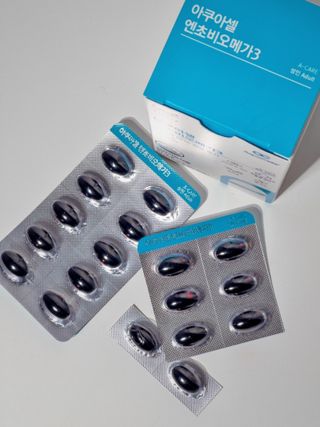메디포스트 모비타 아쿠아셀 엔초비오메가3 60캡슐 — 5점을 준 리뷰어가 2022년 12월 올린 사용 사진