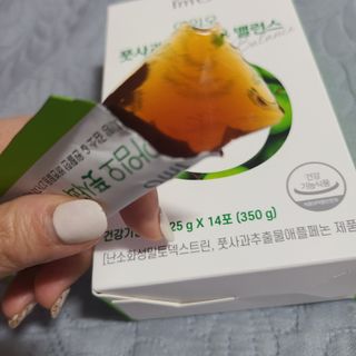 아임오 풋사과 식이섬유 밸런스 젤리 14포 — 5점을 준 리뷰어가 2021년 6월 올린 사용 사진