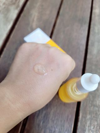 체르엠 스템앤셀 비타민 브라이트닝 에센스 30ml 1개 — 4.5점을 준 리뷰어가 2021년 10월 올린 사용 사진