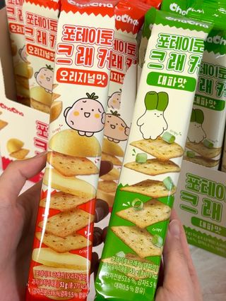 유앤아이트레이드 릴스  [챠챠] 포테이토 크래커 (오리지널맛, 대파맛) 51g x 12입, 각 1case — 5점을 준 리뷰어가 2025년 2월 올린 사용 사진