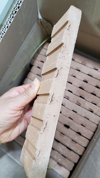 [신흥산업] 붙이는 벽돌 황토 파벽돌 230mm 45장,  욕실 인테리어 실내장식 셀프인테리어 — 5점을 준 리뷰어가 2023년 5월 올린 사용 사진