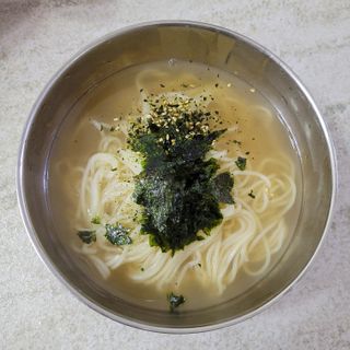 [한면원] 잔치국수 2인분 — 3점을 준 리뷰어가 2022년 9월 올린 사용 사진