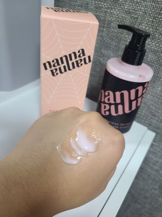 난나 살몬 스파이더 검버섯 미백 톤업 화이트닝 연어 앰플 크림 300ml 대용량 — 5점을 준 리뷰어가 2022년 8월 올린 사용 사진
