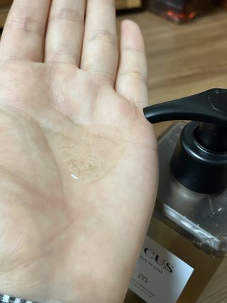테이크어샤워 [스마트스토어+무배] 피쿠스 바디워시 FICUS BODY WASH 250ML — 5점을 준 리뷰어가 2025년 10월 올린 사용 사진