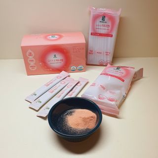 [모마네] 이너뷰티 히알루론산 비오틴 코큐텐 저분자피쉬콜라겐 - 3 g 30포 ★석류맛 — 4.5점을 준 리뷰어가 2021년 12월 올린 사용 사진