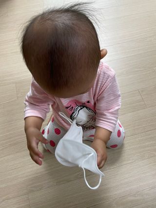 아토팜 블라블라 황사방역 마스크 KF94 — 5점을 준 리뷰어가 2021년 10월 올린 사용 사진