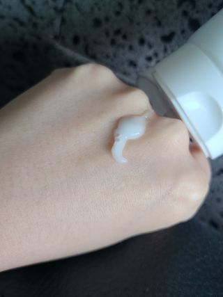 랑벨 수퍼내츄럴 아쿠아 수딩 크림 100ml — 5점을 준 리뷰어가 2022년 5월 올린 사용 사진