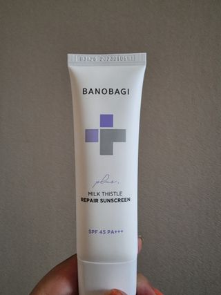 바노바기 코스메틱 바노바기 밀크씨슬 리페어 시카 선스크린 플러스 50ml — 5점을 준 리뷰어가 2023년 1월 올린 사용 사진
