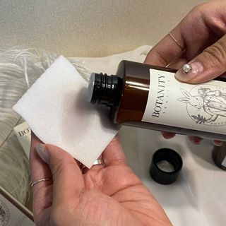 [패키지리뉴얼]보타니티 진정 결케어 플라본 부스터 210ml / 플라본 세럼 50m — 4.5점을 준 리뷰어가 2022년 6월 올린 사용 사진