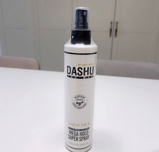 다슈코리아 다슈 포 맨 프리미엄 메가 홀드 슈퍼 스프레이 250ml — 5점을 준 리뷰어가 2021년 4월 올린 사용 사진