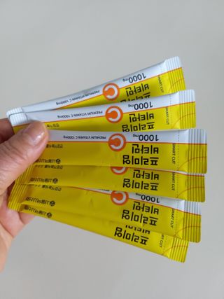서울약사신협 프리미엄비타민C1000_2.5G x 100포 — 5점을 준 리뷰어가 2021년 1월 올린 사용 사진