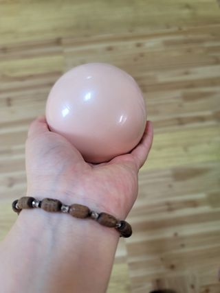 트라택 쿠셔닝 웨이트볼 0.5kg + 1kg SET — 5점을 준 리뷰어가 2022년 5월 올린 사용 사진