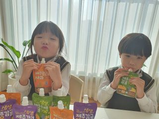 탐라원 건강 어린이 주스, 생생한 주스 3종 - 유기 감귤 주스, 당근과 사과 주스, 감귤 주스 — 5점을 준 리뷰어가 2021년 10월 올린 사용 사진
