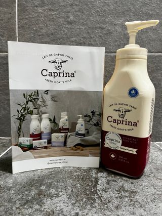 카프리나 산양밀크 모이스춰라이징 바디로션 350ml(오리지널향) — 5점을 준 리뷰어가 2023년 4월 올린 사용 사진