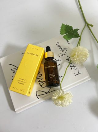스킨큐어 산다화 비타민c 화이트닝 에센스 30ml — 5점을 준 리뷰어가 2023년 7월 올린 사용 사진
