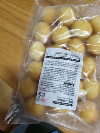Dog&Ball 독앤볼 [Dog&Ball] 미니찹쌀볼도그 찹쌀치즈볼 — 5점을 준 리뷰어가 2021년 10월 올린 사용 사진