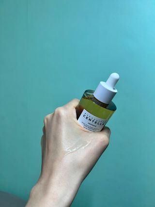 [스킨1004] 마다가스카르 센텔라 앰플 100ml — 5점을 준 리뷰어가 2024년 5월 올린 사용 사진