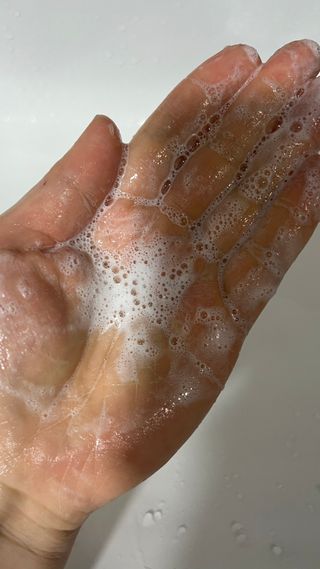아이토리 시카 앰플 더블 클렌저 — 5점을 준 리뷰어가 2023년 2월 올린 사용 사진