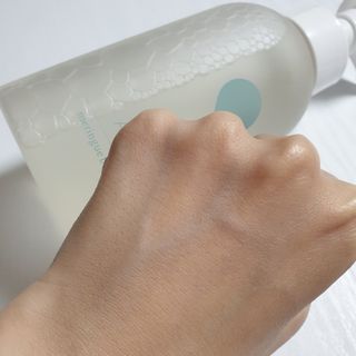아미퓨어 [라이브] 피부장벽 강화를 위한 머랭 버블 클렌저 천연계면활성제로 온가족 사용가능 — 5점을 준 리뷰어가 2021년 7월 올린 사용 사진