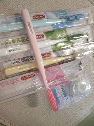 [오라덴스] 프리미엄 구강케어 버라이어티팩  + 스펀지치실 1P — 5점을 준 리뷰어가 2021년 7월 올린 사용 사진