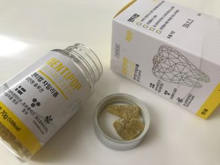 작심연구소 구취제거+충치예방+치아화이트닝 마법의 캔디 덴티팝3종(맛 랜덤 발송) — 5점을 준 리뷰어가 2022년 5월 올린 사용 사진