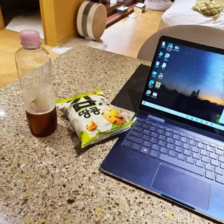 오리온 오징어땅콩의 짭짤고소 신제품, 구운김땅콩 — 4점을 준 리뷰어가 2022년 5월 올린 사용 사진