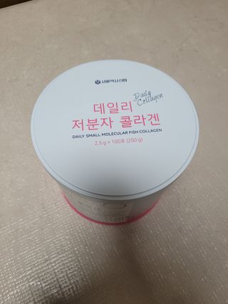 서울약사신협_데일리저분자콜라겐_2.5g x 100포 — 5점을 준 리뷰어가 2021년 5월 올린 사용 사진