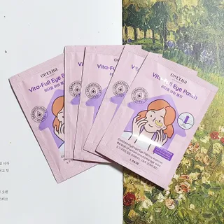 세뚜아(Cettua) 나우[세뚜아] 비타풀 아이 패치 Cettua Vita-Full Eye Patch — 3점을 준 리뷰어가 2024년 4월 올린 사용 사진