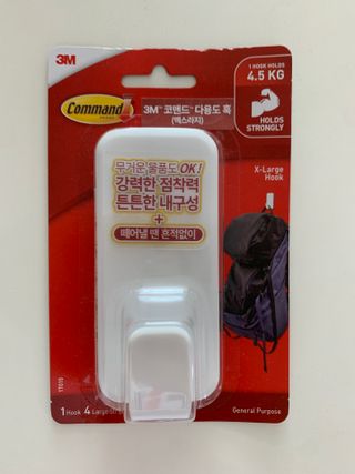 [3M 코맨드] 가방걸이 다용도훅 + 욕실용 매트블랙 더블훅 — 5점을 준 리뷰어가 2024년 5월 올린 사용 사진