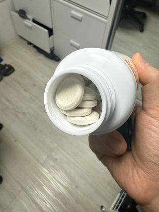 쿠팡 [아임고트] 뉴질랜드 산양유 프로바이오틱스 츄어블 요구르트맛 — 5점을 준 리뷰어가 2025년 3월 올린 사용 사진