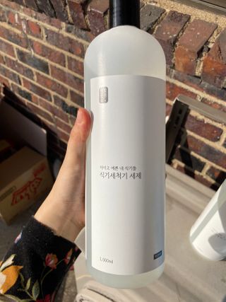 [생활공작소] 식기세척기용 액체세제  X 2개입 — 5점을 준 리뷰어가 2021년 2월 올린 사용 사진