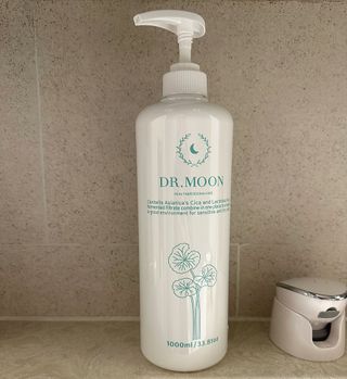 [닥터문] 센텔라 시카케어 화이트머스크 바디워시 1000ml — 5점을 준 리뷰어가 2023년 7월 올린 사용 사진