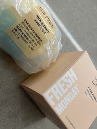 소담스퀘어 상암 Evreryday Bath Bomb Day7(에브리데이 배쓰밤 데이7) / 7종 중 2종 랜덤발송 — 3점을 준 리뷰어가 2022년 11월 올린 사용 사진